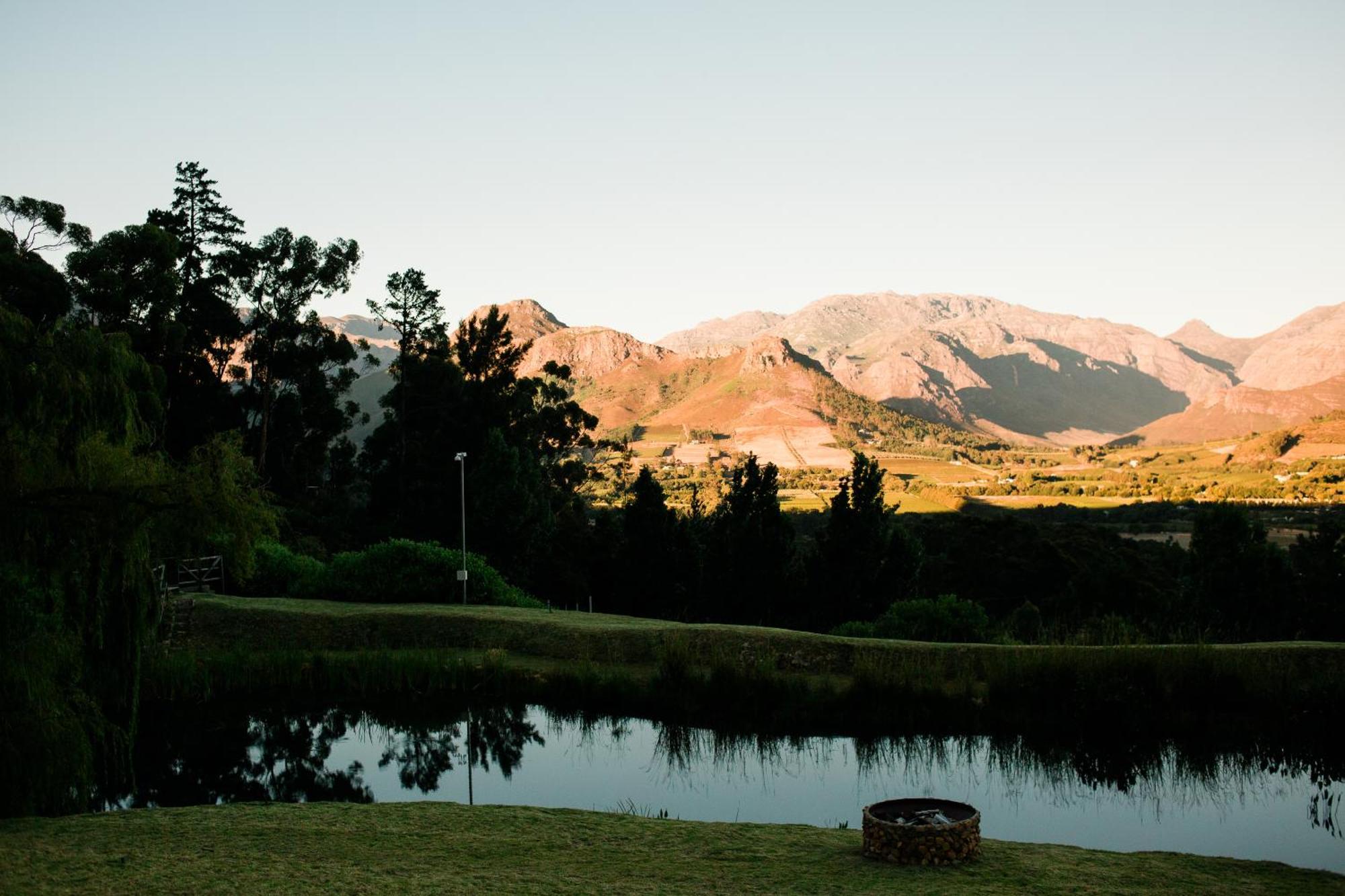 Montmartre Chalets & Venue Franschhoek Exterior photo