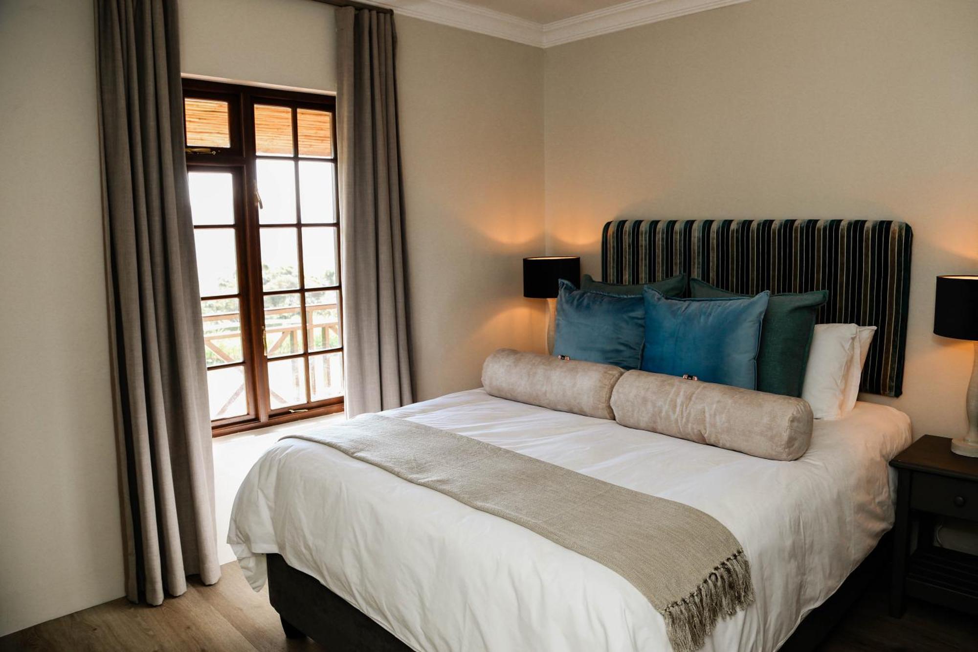 Montmartre Chalets & Venue Franschhoek Exterior photo