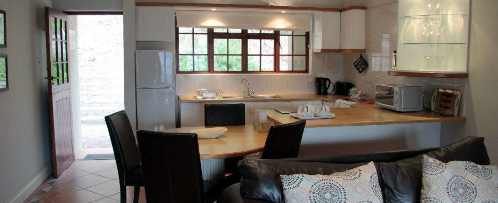 Montmartre Chalets & Venue Franschhoek Exterior photo